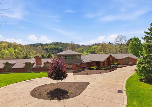 3rd image of 265 Mcfann Rd, Middlesex Twp, PA 16059 | MLS# 1754763