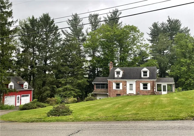 Homes for sale in Ligonier Boro, PA | 345 E Main Street, Ligonier Boro, PA 15658 | MLS# 1754701