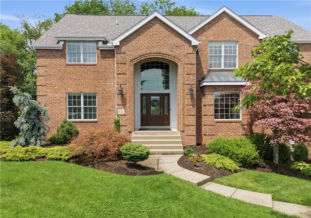 1st image of 121 Windermere Ct, Peters Twp, PA 15317 | MLS# 1754526