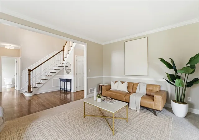 3rd image of 121 Windermere Ct, Peters Twp, PA 15317 | MLS# 1754526