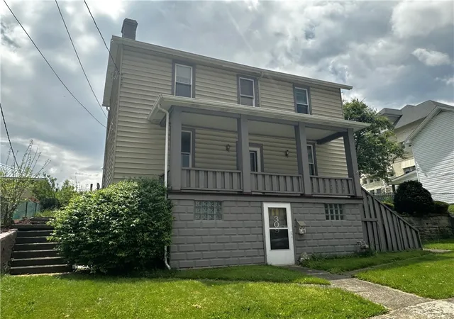 2nd image of 309 Washington Street, Mount Pleasant, PA 15666 | MLS# 1754709