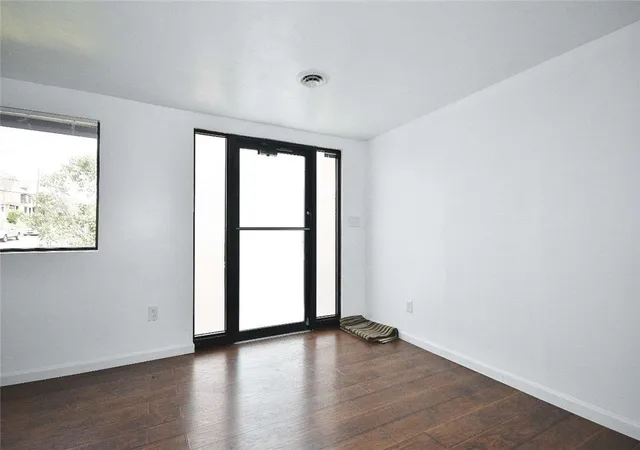 Listing Photo 3 - Condo for sale in building located at 2102 W St, Homestead, PA 15120