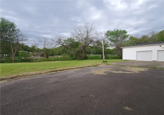 5th image of 203 Rock Ave, Beaver Falls, PA 15010 | MLS# 1754187