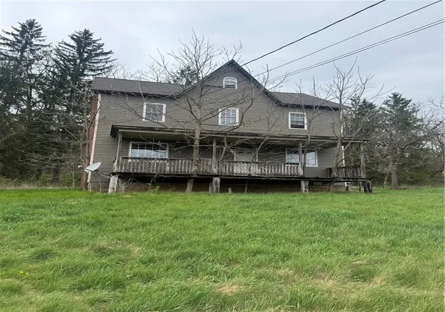 Homes for sale in Quemahoning Twp, PA | 415 Schoolhouse Rd, Quemahoning Twp, PA 15563 | MLS# 1754782