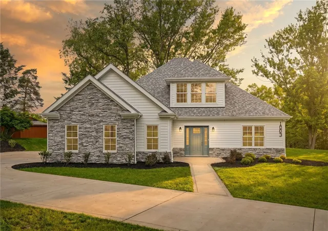 1st image of 1003 Taylor Ln, Franklin Park, PA 15237 | MLS# 1754422