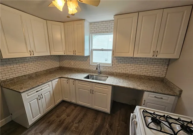 4th image of 520 Joffre St, Ellwood City, PA 16117 | MLS# 1754772