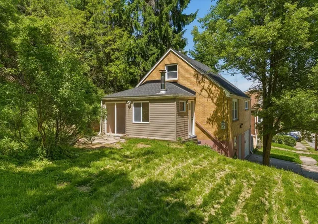 2nd image of 3912 Jane St, West Mifflin, PA 15122 | MLS# 1754838