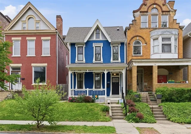 Homes for sale in Highland Park, PA | 6055 Stanton Ave, Highland Park, PA 15206 | MLS# 1753863