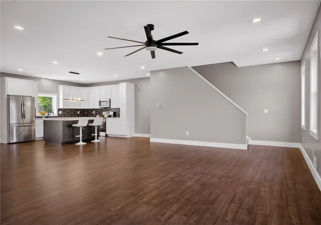 4th image of 225 Wilbert Street, Mt Washington, PA 15211 | MLS# 1754140
