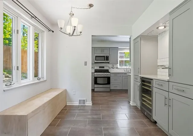 Photo 3 of Single family home for sale at 167 Woodland Dr, Pleasant Hills, PA 15236 | MLS# 1754882 | Listing updated on 2026-08-04