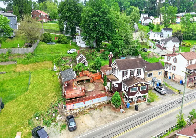 Homes for sale in North Huntingdon, PA | 571 Main Street, North Huntingdon, PA 15642 | MLS# 1754921