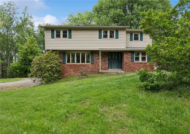 Homes for sale in Hempfield Twp, PA | 22 Buzzardtown Rd, Hempfield Twp, PA 15642 | MLS# 1754865