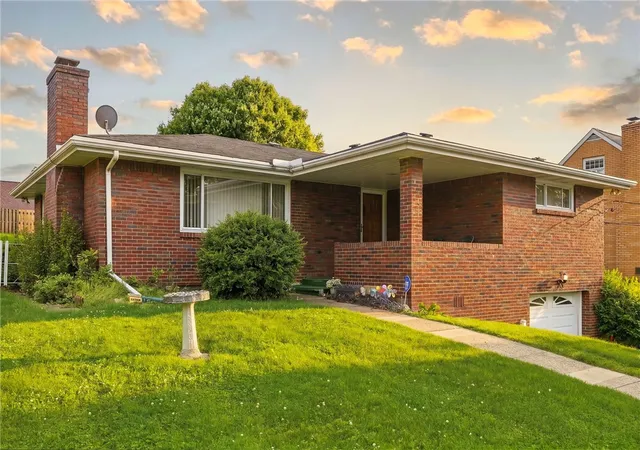 Photo 3 of Single family home for sale at 551 Millers Ln, Pittsburgh, PA 15239 | MLS# 1754898 | Listing updated on 2026-06-27