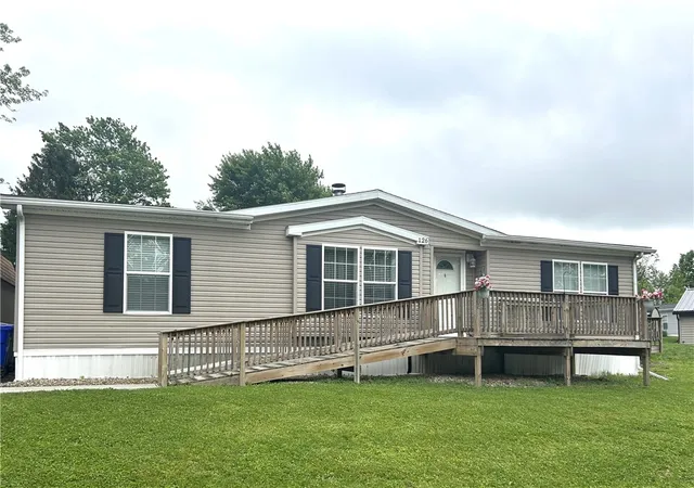 image of 126 York Rd, Cranberry Twp, PA 16066 | MLS# 1754923