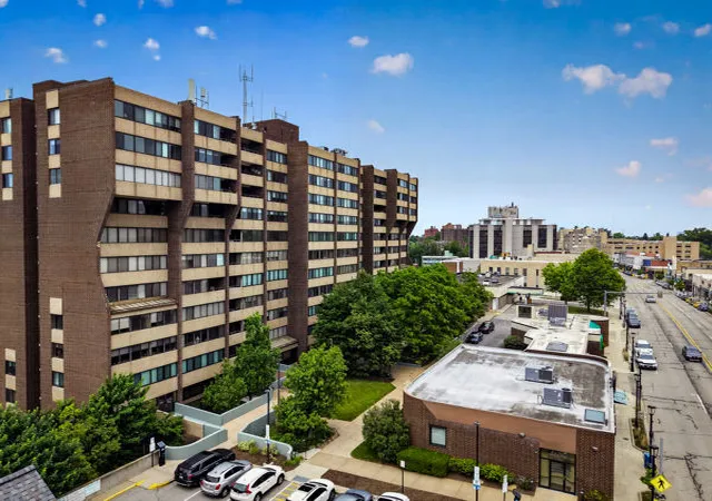 3rd image of 750 Washington Rd, Pittsburgh, PA 15228