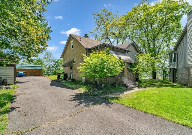 2nd image of 90 Vista Street, Pittsburgh, PA 15223 | MLS# 1755006