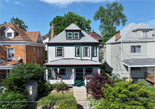 Photo 2 of Single family home for sale at 719 Taylor Ave, Pittsburgh, PA 15202 | MLS# 1754551 | Listing updated on 2026-09-24