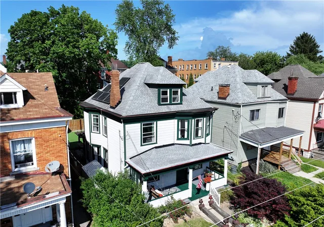 Photo 3 of Single family home for sale at 719 Taylor Ave, Pittsburgh, PA 15202 | MLS# 1754551 | Listing updated on 2026-09-24