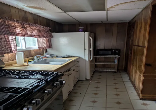 Photo 3 of Sale Pending at 311 Strawberry Aly, New Brighton, PA 15066 | MLS# 1754911 | Listing updated on 2026-07-30