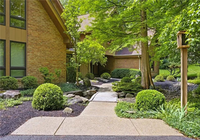 5th image of 125 Riding Trail, Fox Chapel, PA 15215 | MLS# 1754976