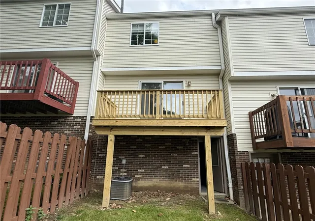 Homes for sale in Castle Shannon, PA | 115 Saxonwald Ln, Castle Shannon, PA 15234 | MLS# 1755076