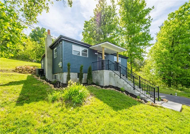 Homes for sale in South Fayette, PA | 933 Boyce Rd, South Fayette, PA 15017 | MLS# 1755037