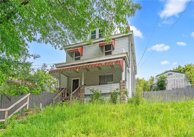 1st image of 1817 Woodward Ave, Brookline, PA 15226 | MLS# 1754378