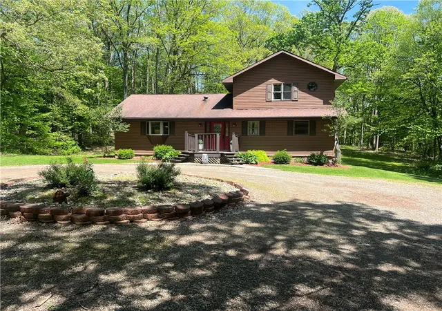 Homes for sale in Green Twp, PA | 121 Pitts Rd, Green Twp, PA 16134 | MLS# 1755124