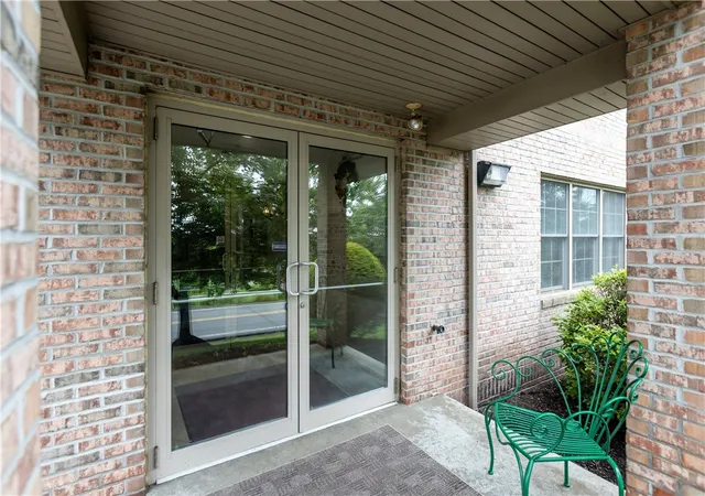 Homes for sale in Kennedy Twp, PA | 1 Coraopolis Rd #300, Kennedy Twp, PA 15108 | MLS# 1754832