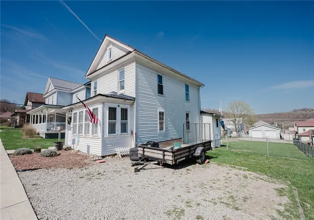 3rd image of 520 Hancock St, Cherryhll Twp/clymer, PA 15728 | MLS# 1755151