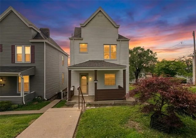 1st image of 922 Broadway Ave, East Mc Keesport, PA 15035 | MLS# 1755213