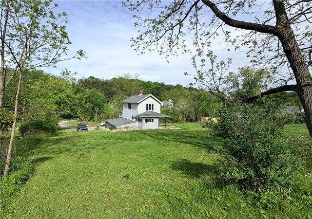 2nd image of 33 Hubbard Rd, Smith, PA 15021 | MLS# 1755204