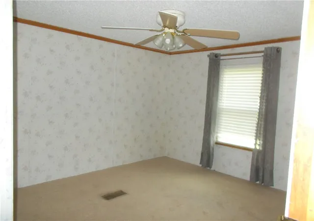 Photo 4 of Manufactured home for sale at 2090 Butternut, Linesville, PA 16424 | MLS# 1755241 | Listing updated on 2026-07-24