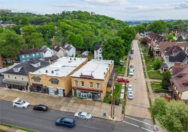 Photo 2 of House for sale at 1935 Crafton Blvd, Pittsburgh, PA 15205 | MLS# 1755248 | Listing updated on 2026-06-16