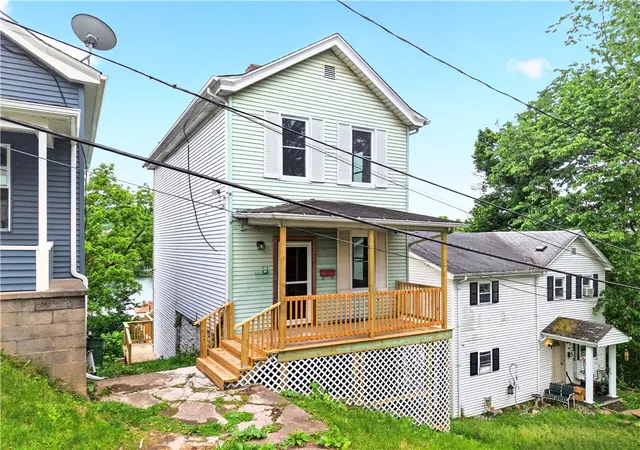 Homes for sale in Belle Vernon, PA | 208 Wood Street, Belle Vernon, PA 15012 | MLS# 1755143