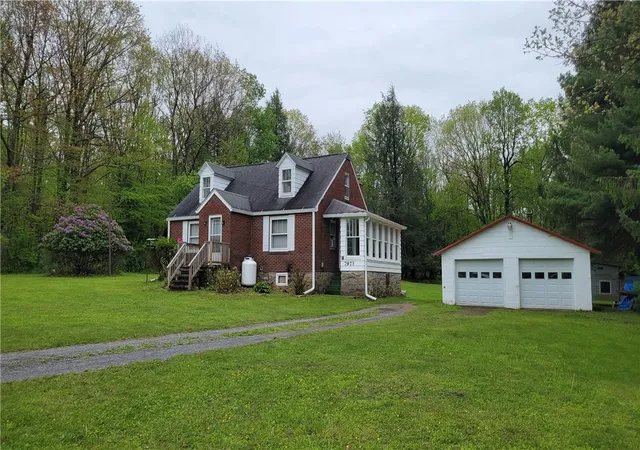 Homes for sale in Stonycreek Twp, PA | 7973 Lincoln Hwy, Stonycreek Twp, PA 15926 | MLS# 1755233