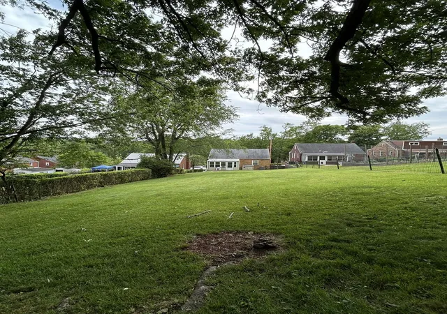 Homes for sale in Brentwood, PA | 3019 Leola Ave, Brentwood, PA 15227 | MLS# 1755315