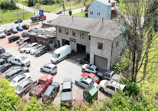 5th image of 700 Lebanon Rd (885), West Mifflin, PA 15122 | MLS# 1755343