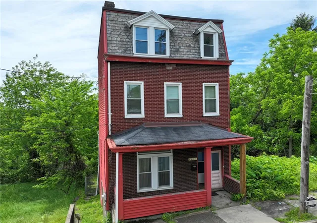 1st image of 2627 Ellis St, Perry Hilltop, PA 15214 | MLS# 1755288