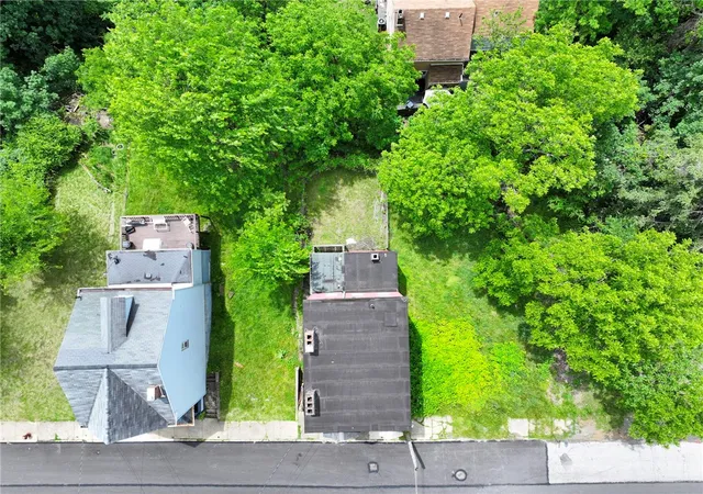 5th image of 2627 Ellis St, Perry Hilltop, PA 15214 | MLS# 1755288
