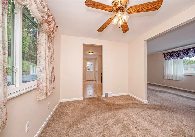 5th image of 553 Invicta Dr, Penn Hills, PA 15235 | MLS# 1755362