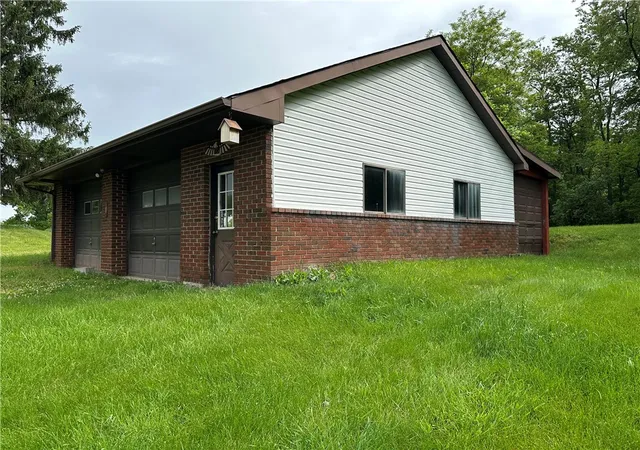 Homes for sale in South Fayette, PA | 4254 Battle Ridge Rd, South Fayette, PA 15057 | MLS# 1754375