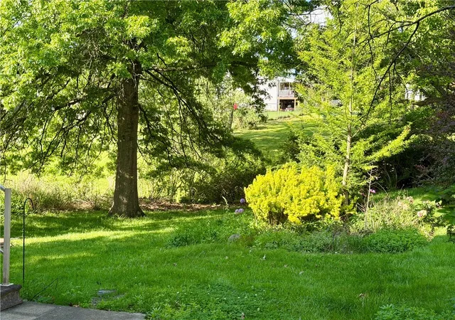 4th image of 1256 Beech Street, South Strabane, PA 15301 | MLS# 1755363