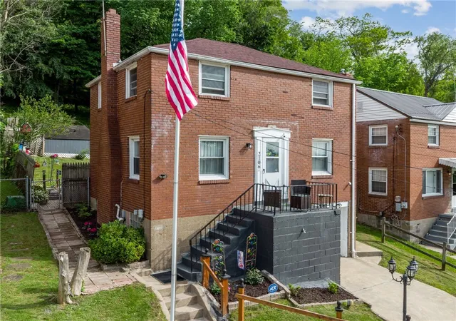 Homes for sale in Wilkinsburg, PA | 2106 Lindsay Road, Wilkinsburg, PA 15221 | MLS# 1755302