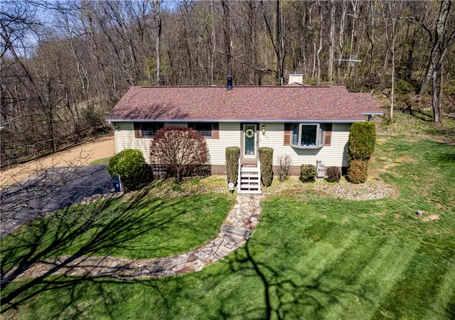 Photo 2 of Single family home for sale at 2037 Ridge Rd, Jeannette, PA 15644 | MLS# 1752878 | Listing updated on 2026-07-19