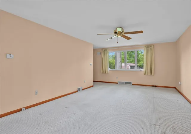 Homes for sale in Pine Twp, PA | 105 Montgomery Dr, Pine Twp, PA 15090 | MLS# 1755294
