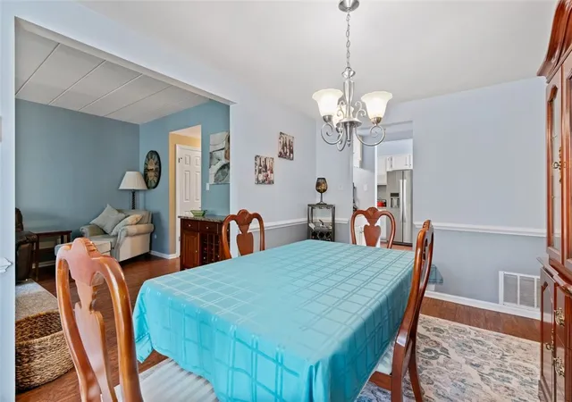 Homes for sale in Upper St Clair, PA | 1557 Pinehurst, Upper St Clair, PA 15241 | MLS# 1755490