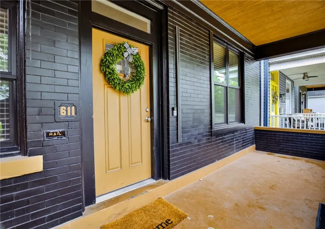 Photo 2 of Single family home for sale at 611 N Beatty St, East Liberty, PA 15206 | MLS# 1755502 | Listing updated on 2026-10-11
