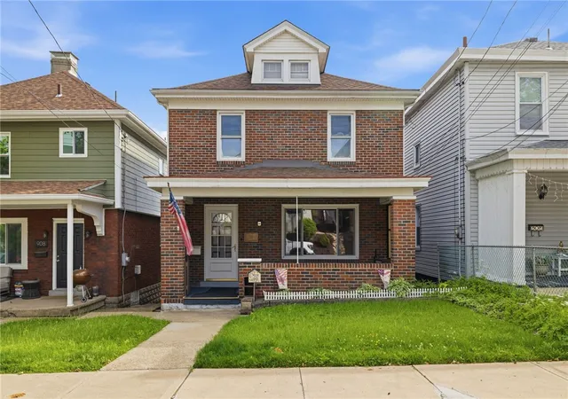 1st image of 906 Fordham Ave, Brookline, PA 15226 | MLS# 1755521