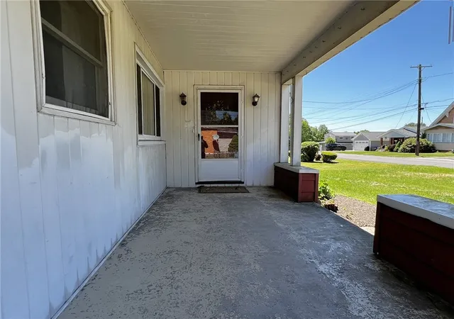 Homes for sale in Patterson Twp, PA | 2905 20th Street Extension, Patterson Twp, PA 15010 | MLS# 1755434